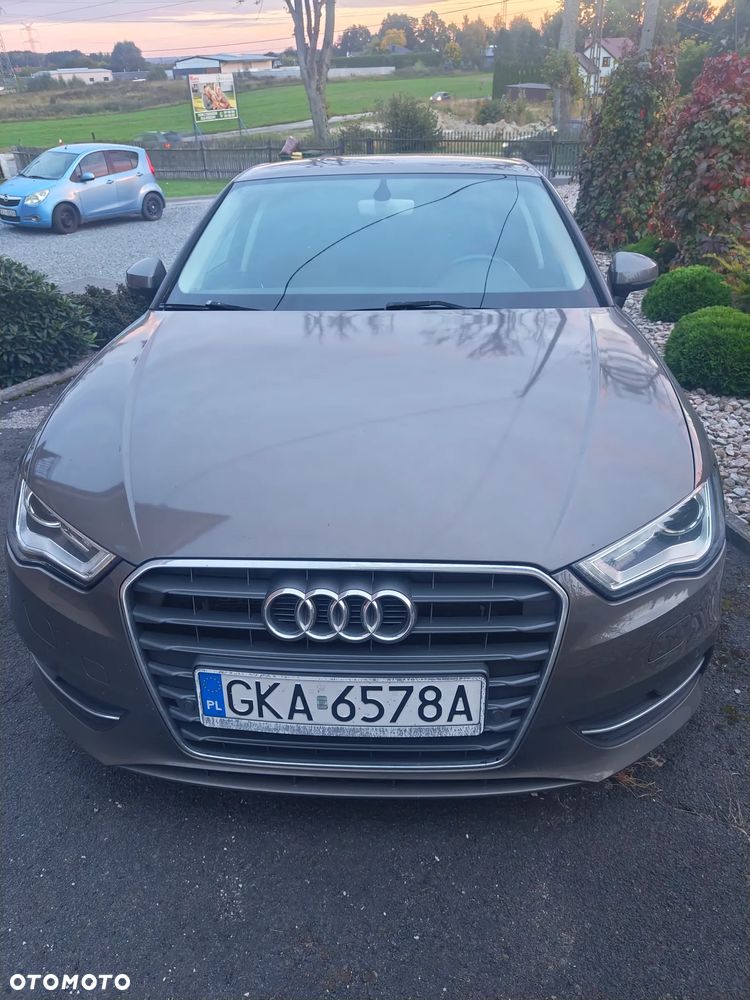 Audi A3 Sportback - 2