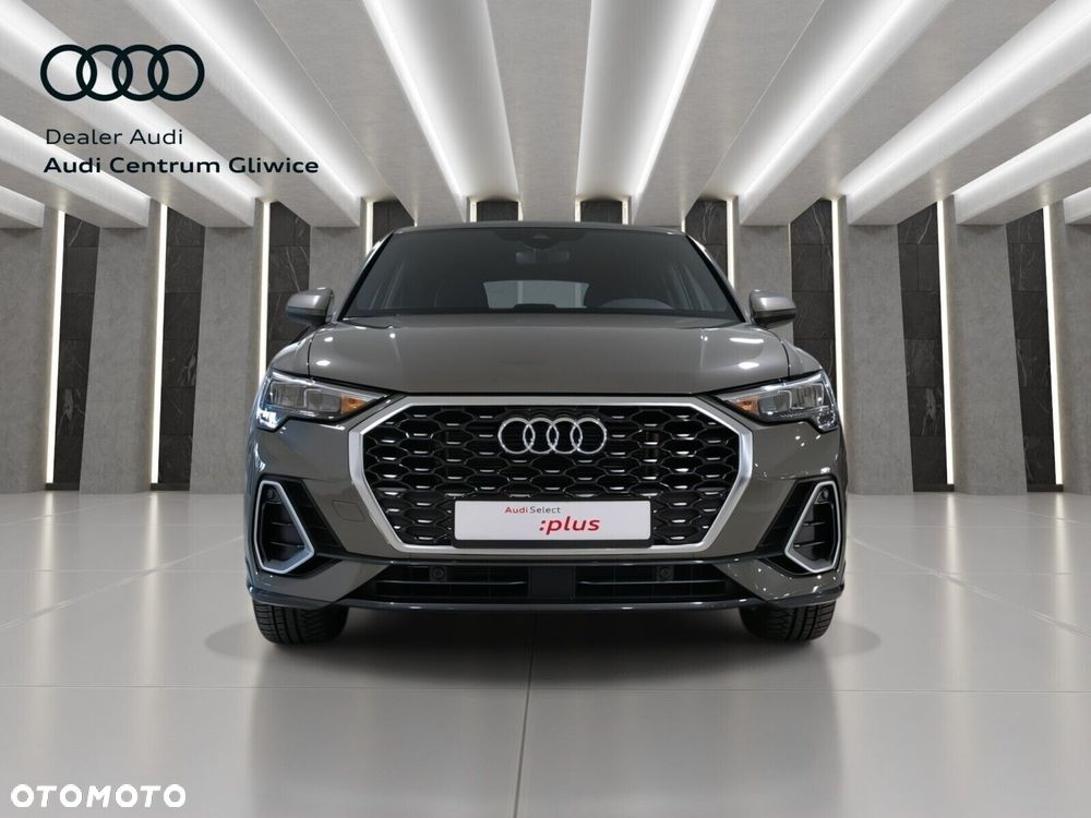 Audi Q3 Sportback - 10