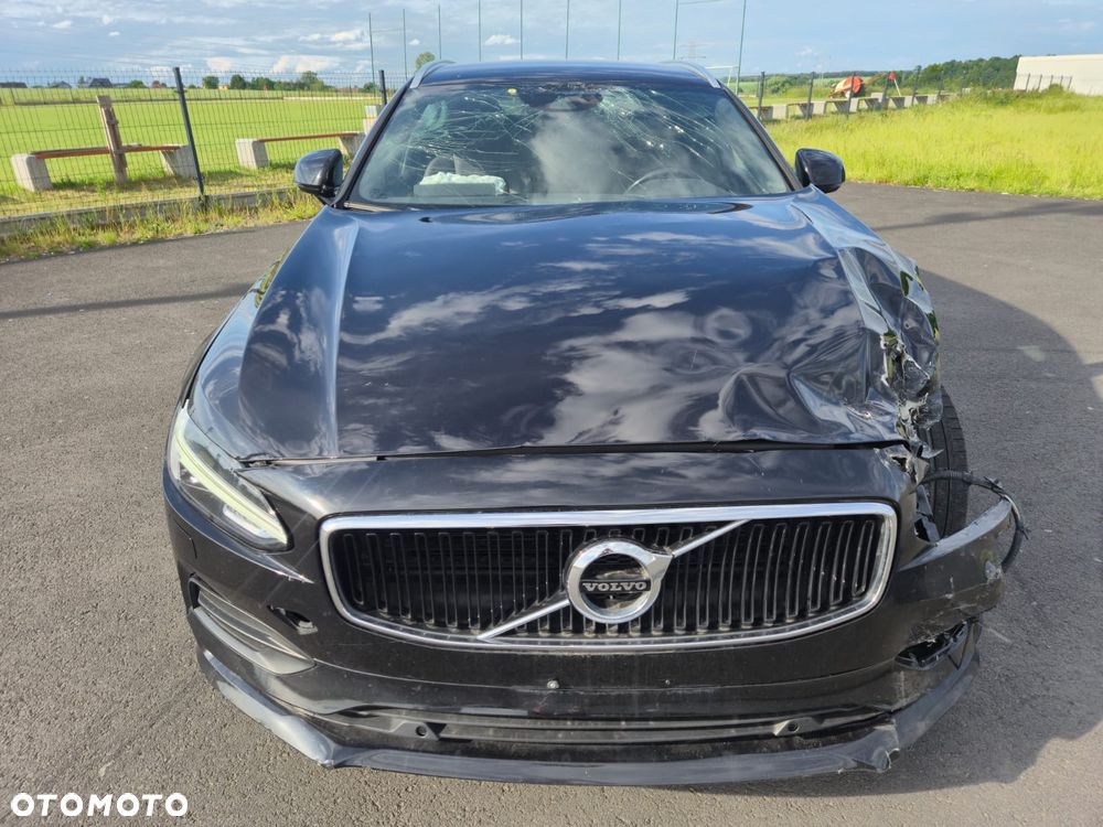 Volvo V90 D4 AWD Geartronic Momentum - 4