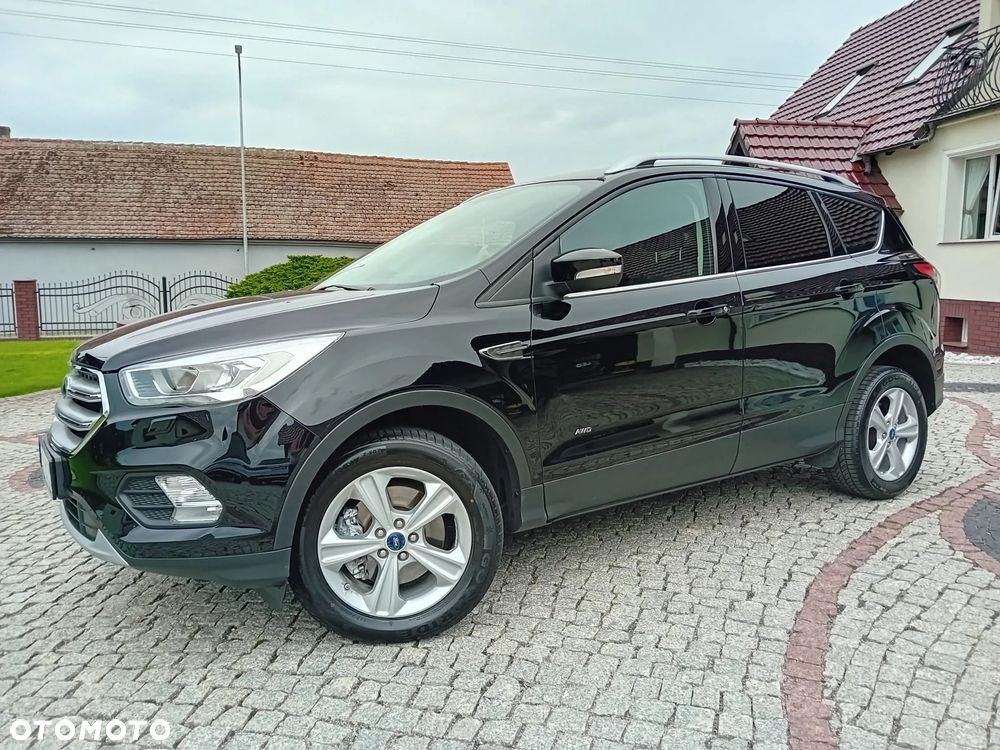 Ford Kuga 2.0 TDCi 4x4 Titanium - 4