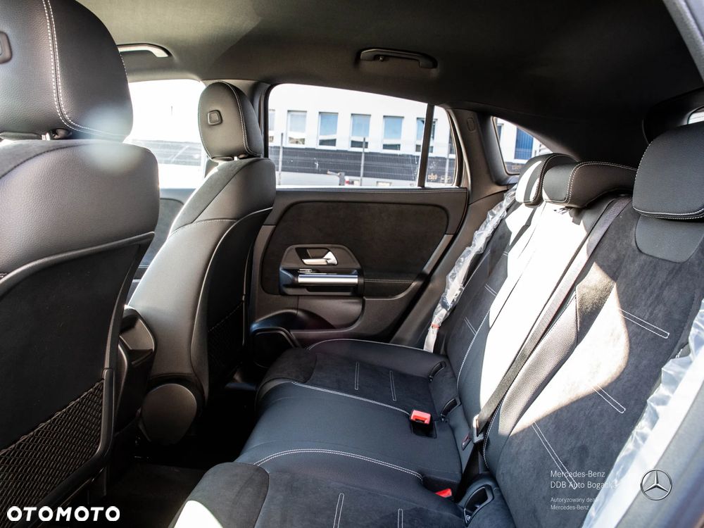 Mercedes-Benz GLA 220 mHEV 4-Matic AMG Line 8G-DCT - 11