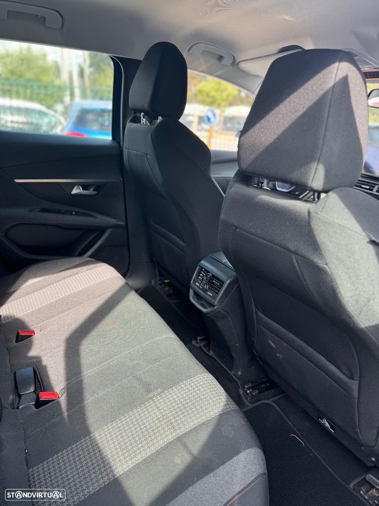 Peugeot 3008 1.5 BlueHDi Allure Pack EAT8 - 3