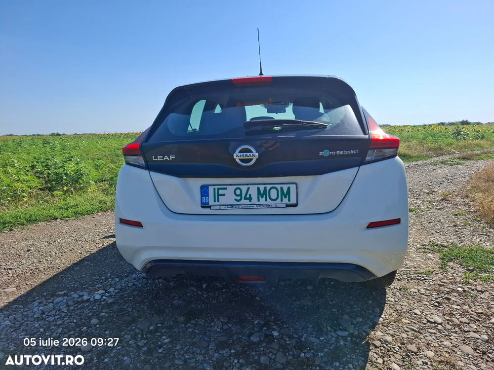 Nissan LEAF N-Connecta - 7