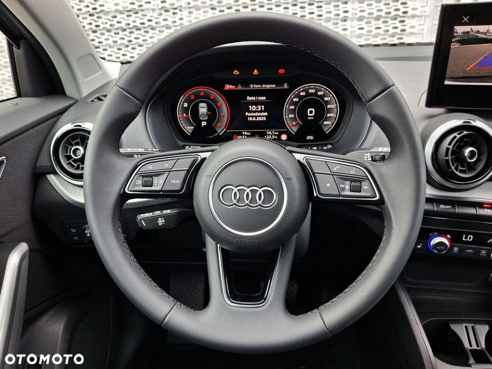 Audi Q2 - 19