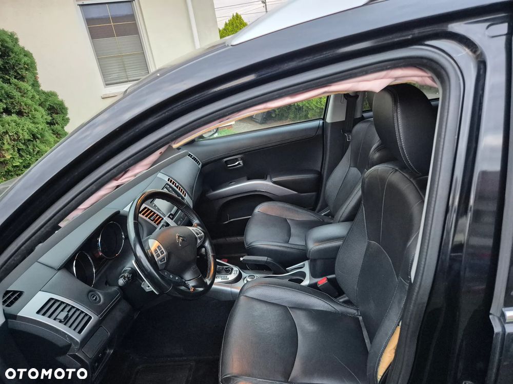 Citroën C-Crosser 2.2 HDi Exclusive DCS - 10