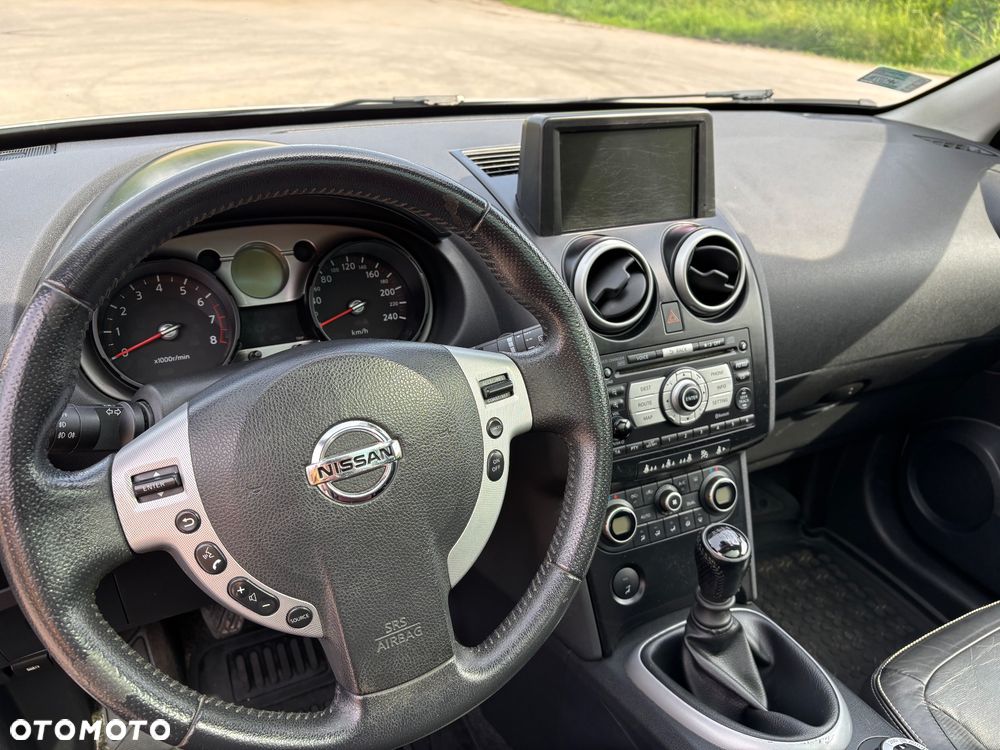 Nissan Qashqai 2.0 4x4 Tekna - 12
