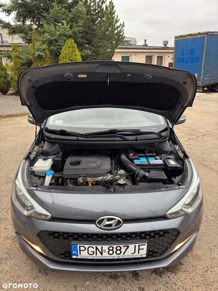 Hyundai i20 1.1 CRDi - 10