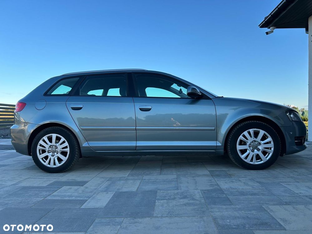 Audi A3 Sportback - 6