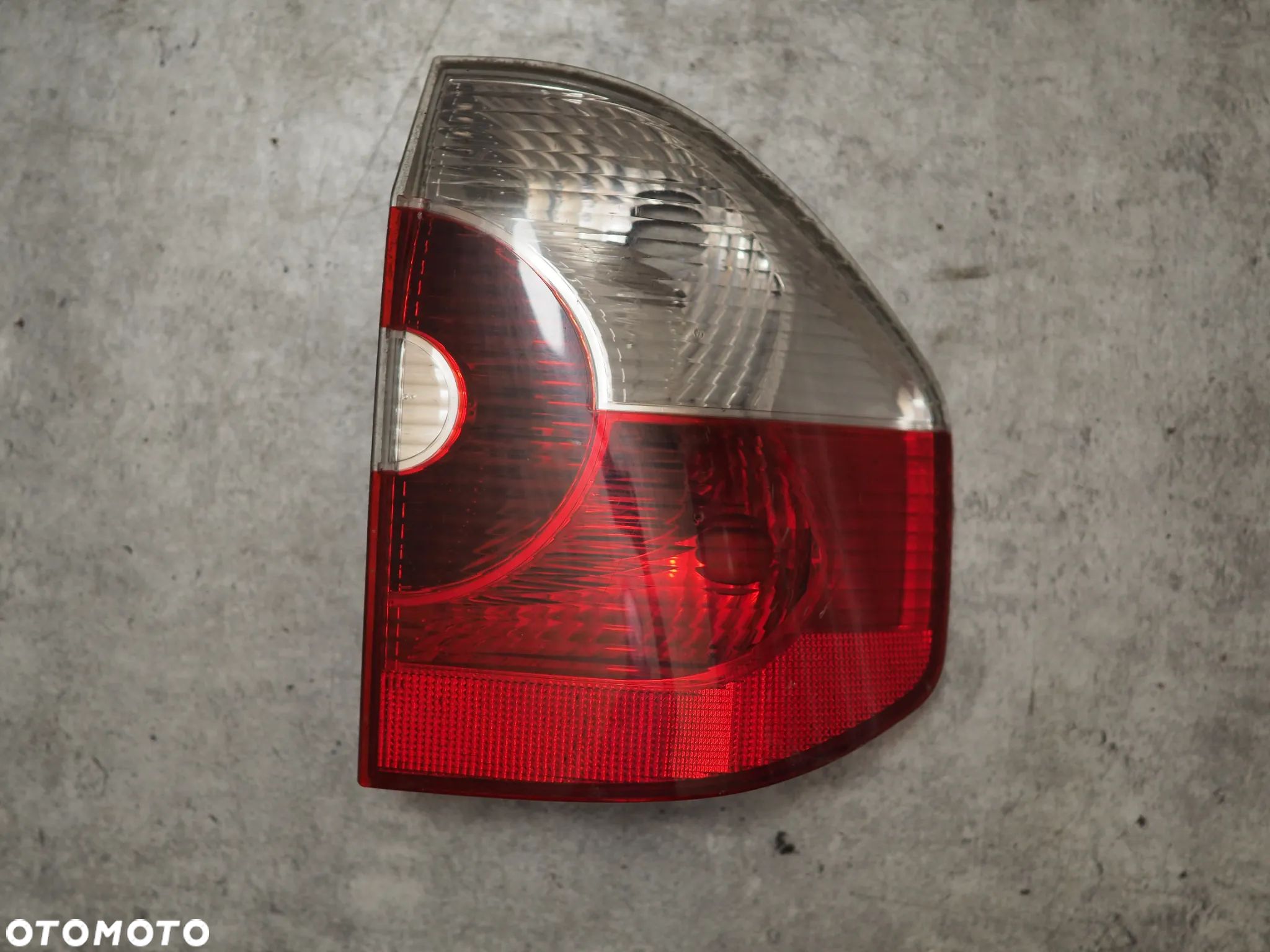 Lampa tył tylna prawa BMW X3 E83 - 1