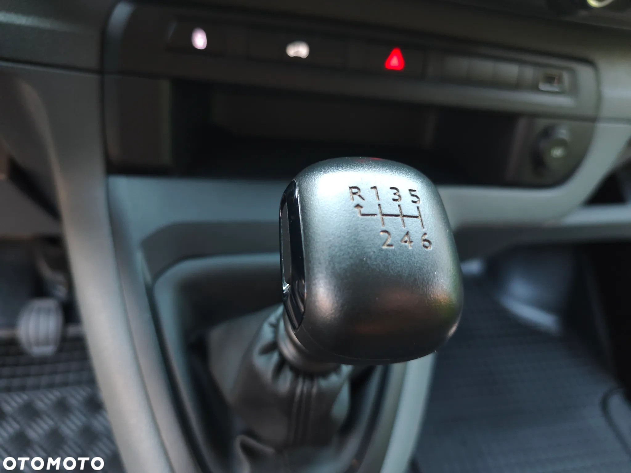 Opel Vivarto - 19