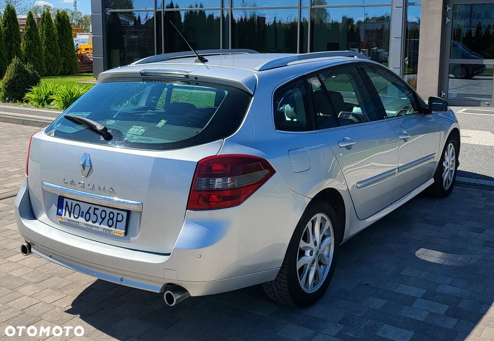 Renault Laguna 2.0 dCi FAP Initiale - 5