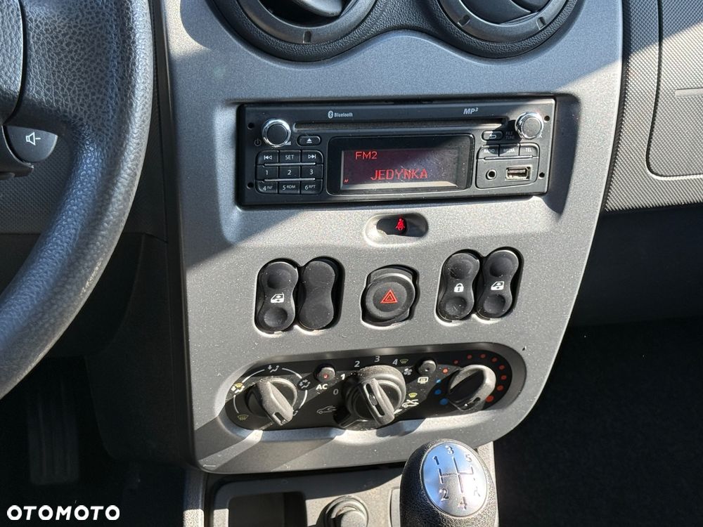 Dacia Duster 1.6 16V 4x2 Ambiance - 10