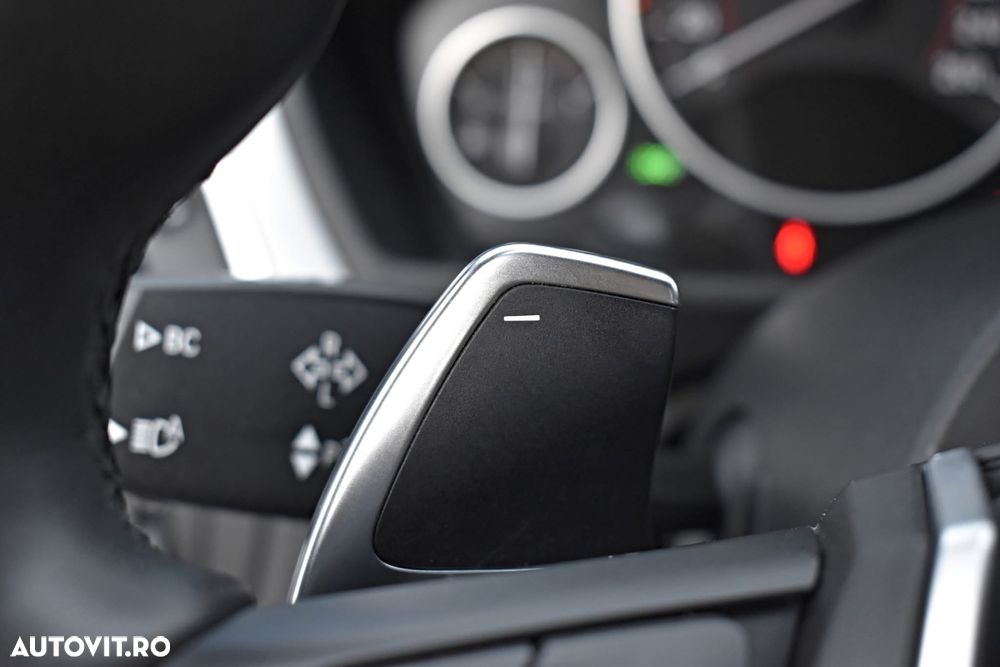 BMW Seria 3 320d xDrive Sport-Aut. M Sport - 25