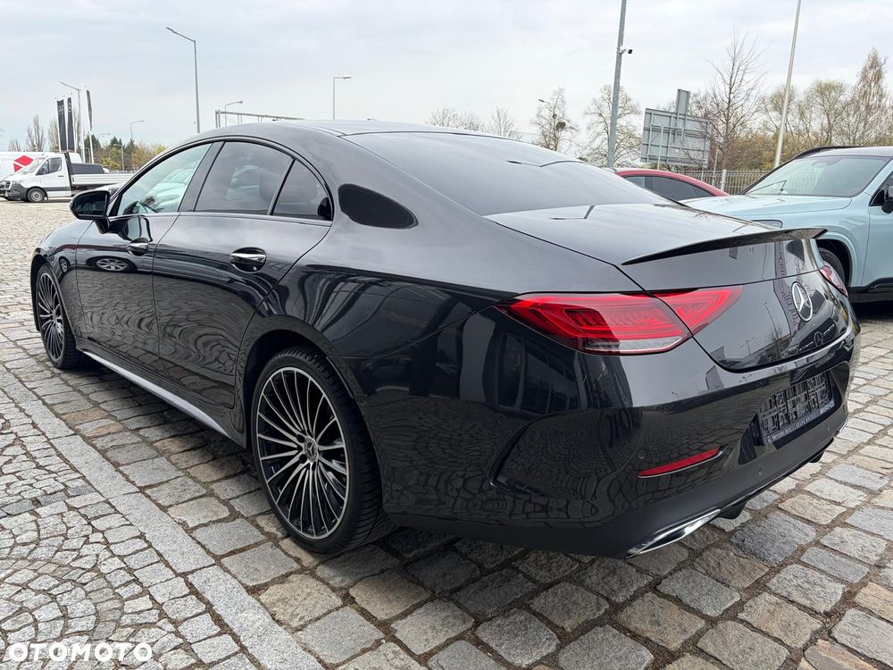 Mercedes-Benz CLS 300 d 4-Matic AMG - 6