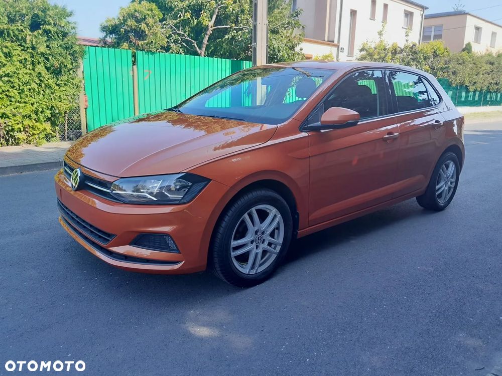 Volkswagen Polo - 1