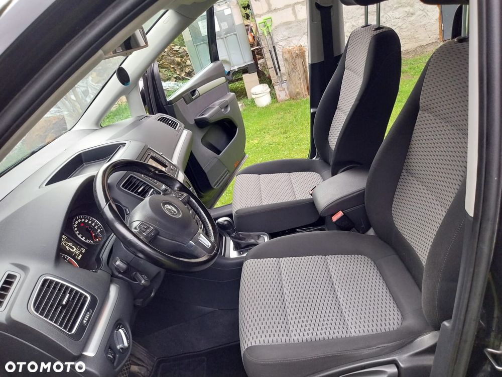Volkswagen Sharan - 21