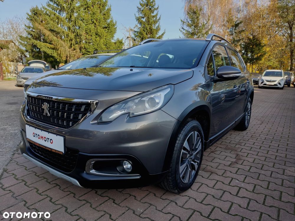 Peugeot 2008 1.2 Pure Tech Style S&S - 4