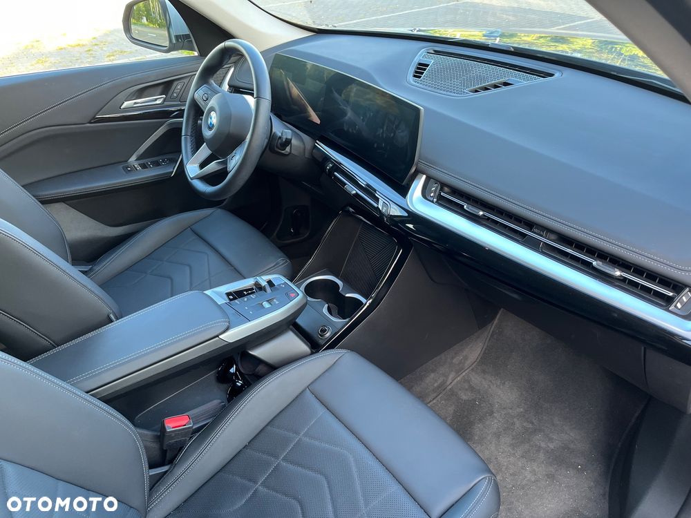BMW X1 sDrive18i xLine - 8