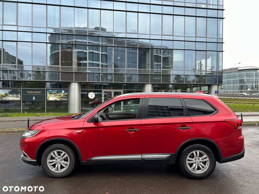 Mitsubishi Outlander - 10