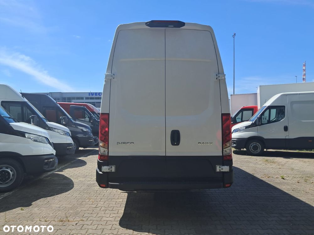 Iveco Daily35S18H V 18m3 L4H3 - 13