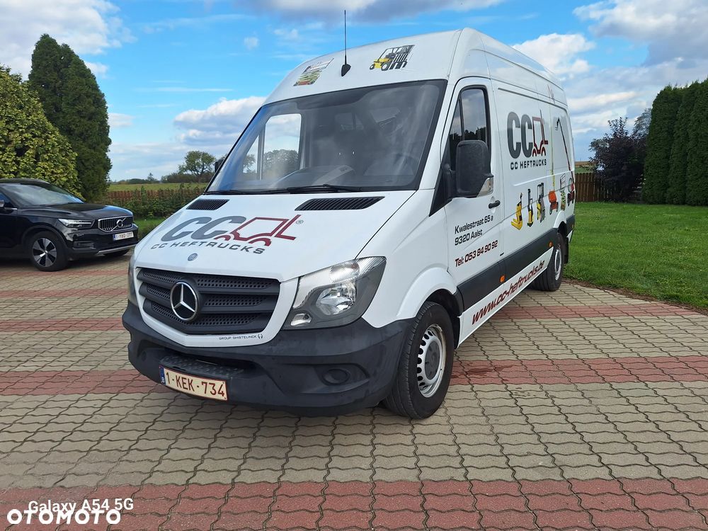 Mercedes-Benz Sprinter - 1