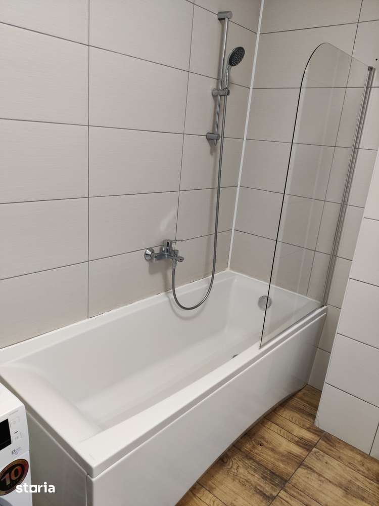 Garsonieră modernă de închiriat, etaj 3, Târgu Mureș, Green Residence — fotografia 3