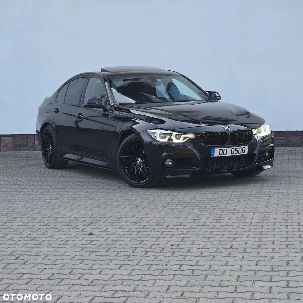 BMW Seria 3 330i xDrive M Sport - 2