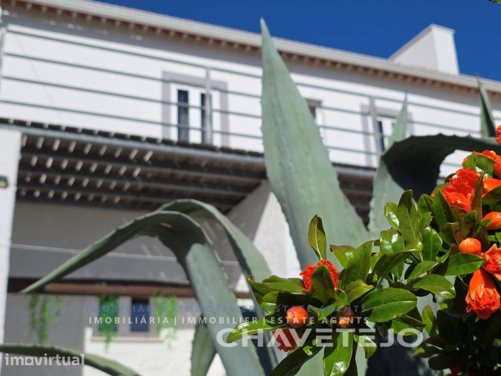 Encantadora Moradia t 3 com terraço e Jardim em aldeia próxima de T... - Grande imagem: 3/60