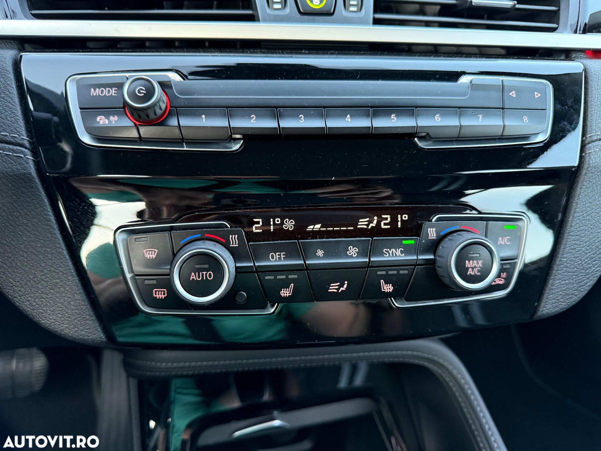 BMW X1 xDrive20d AT - 27