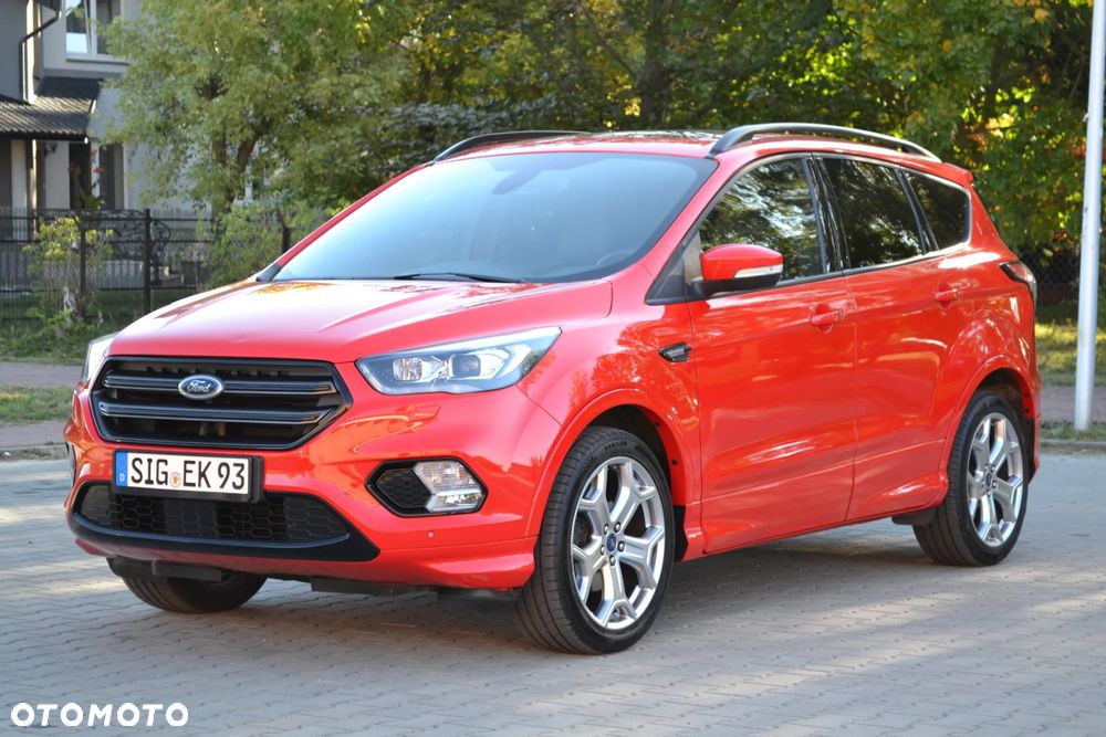 Ford Kuga 1.5 EcoBoost 2x4 ST-Line - 17