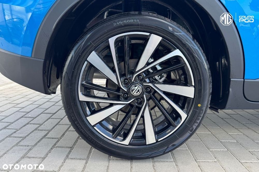 MG ZS Hybrid+ - 9