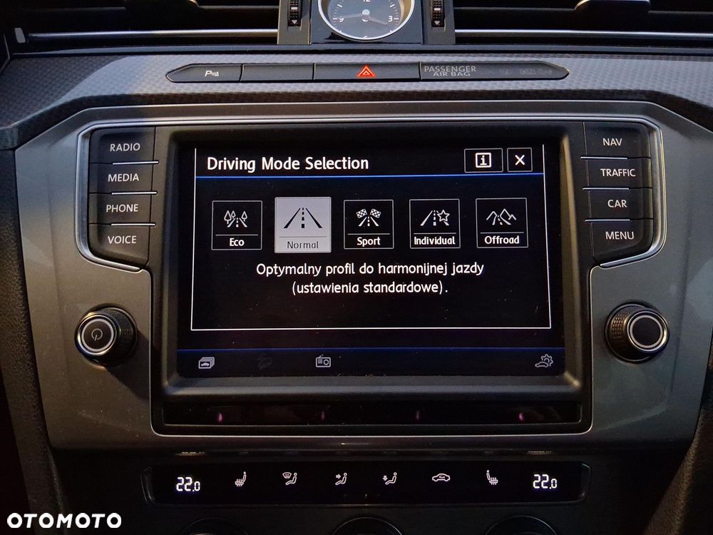 Volkswagen Passat - 22