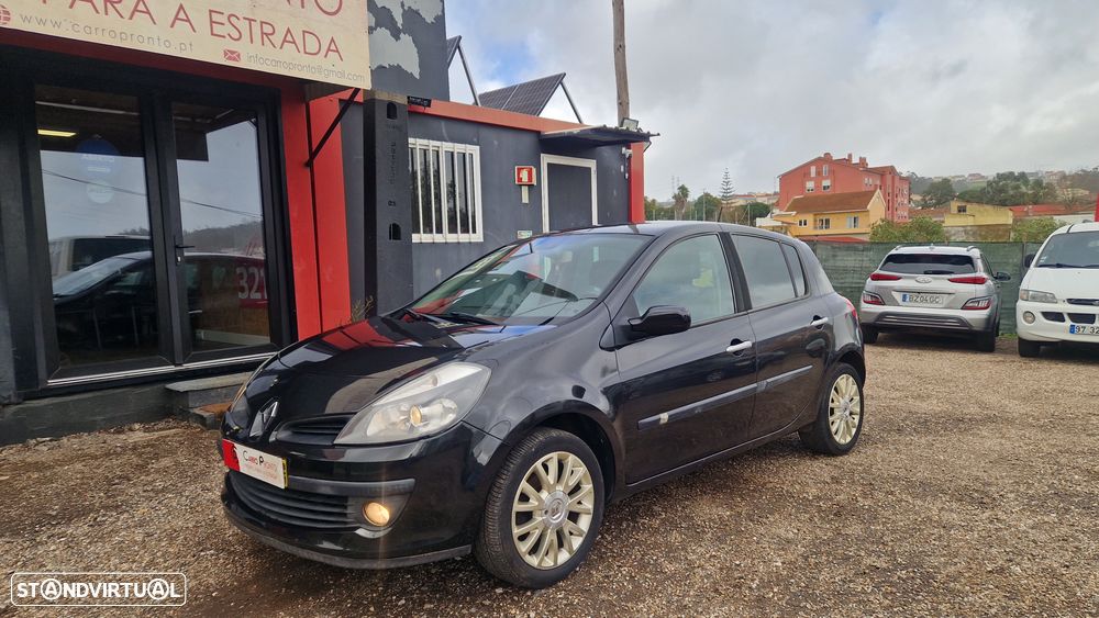 Renault Clio 1.5 dCi Dynamique S - 1