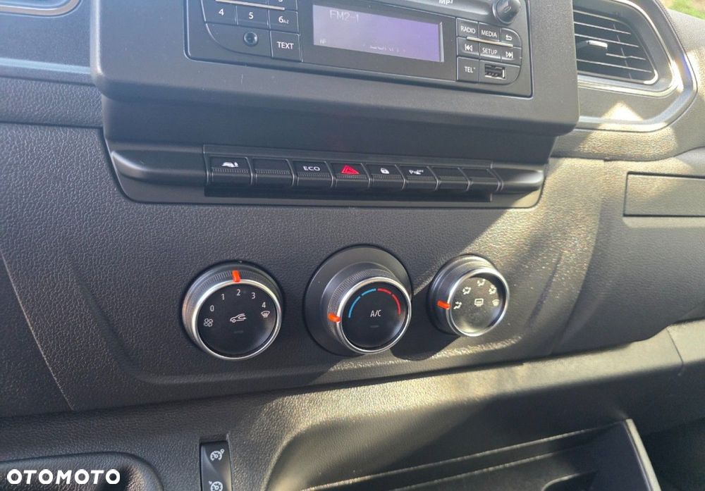 Renault Master - 17