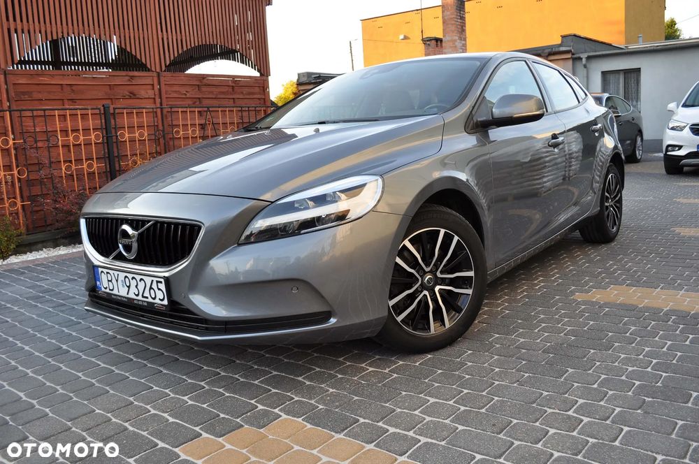 Volvo V40 2017 photo 3