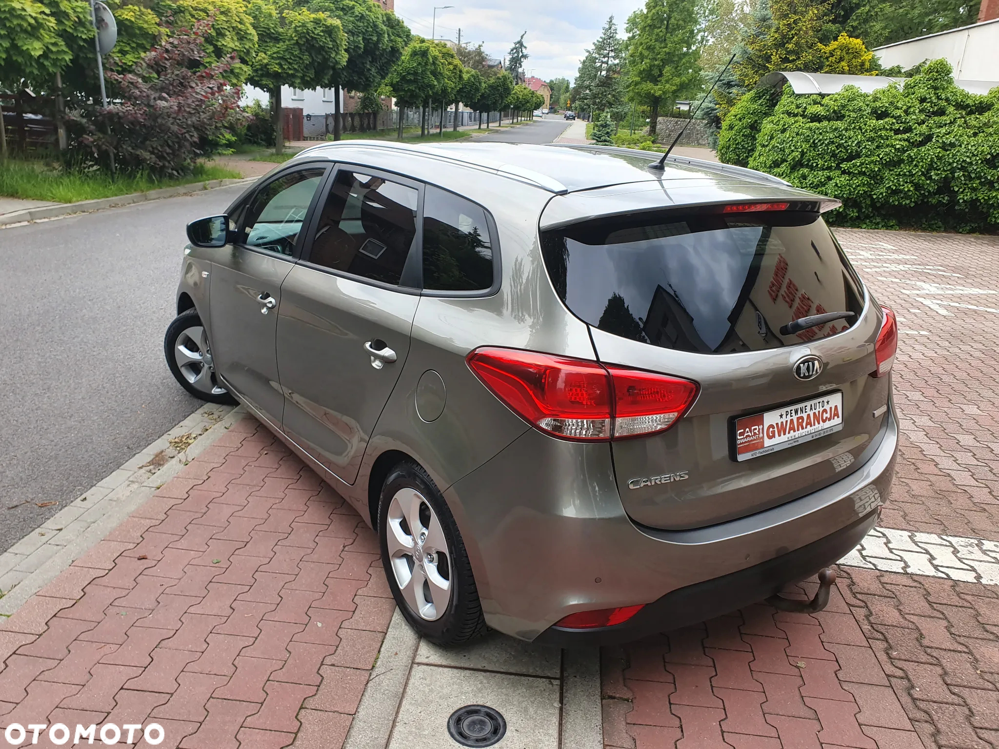 Kia Carens 2.0 GDI XL 7os - 35