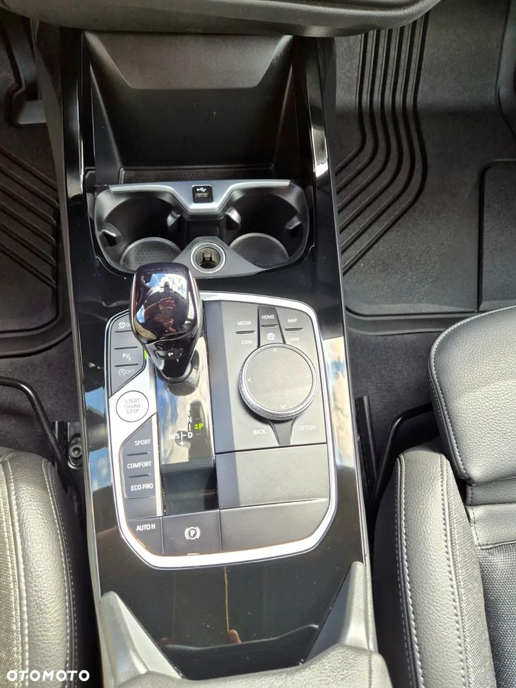 BMW Seria 1 120i Sport Line - 24
