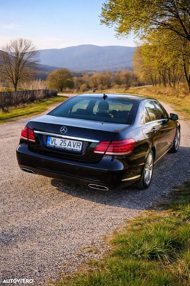 Mercedes-Benz E 300 BLUETEC 7G-TRONIC Avantgarde - 2
