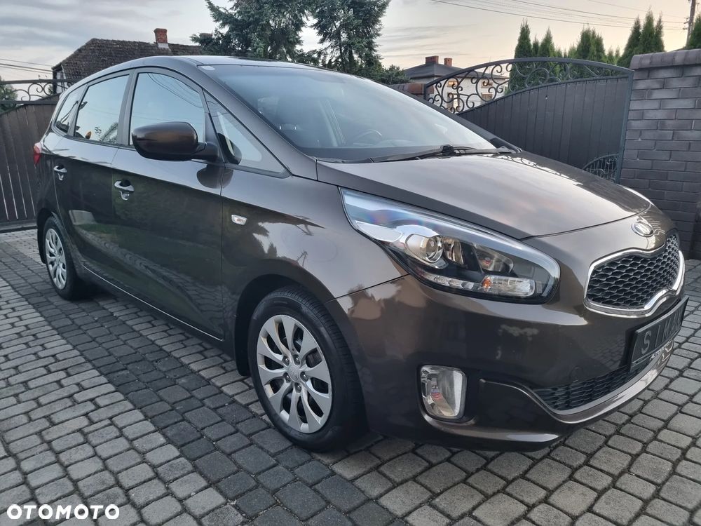 Kia Carens 1.7 CRDi 115 Fifa World Cup Edition - 4