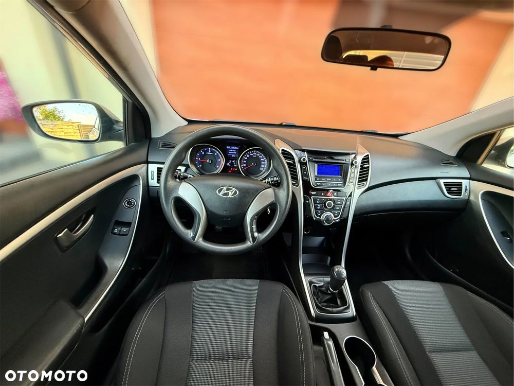 Hyundai i30 1.4 CRDi Advantage - 13