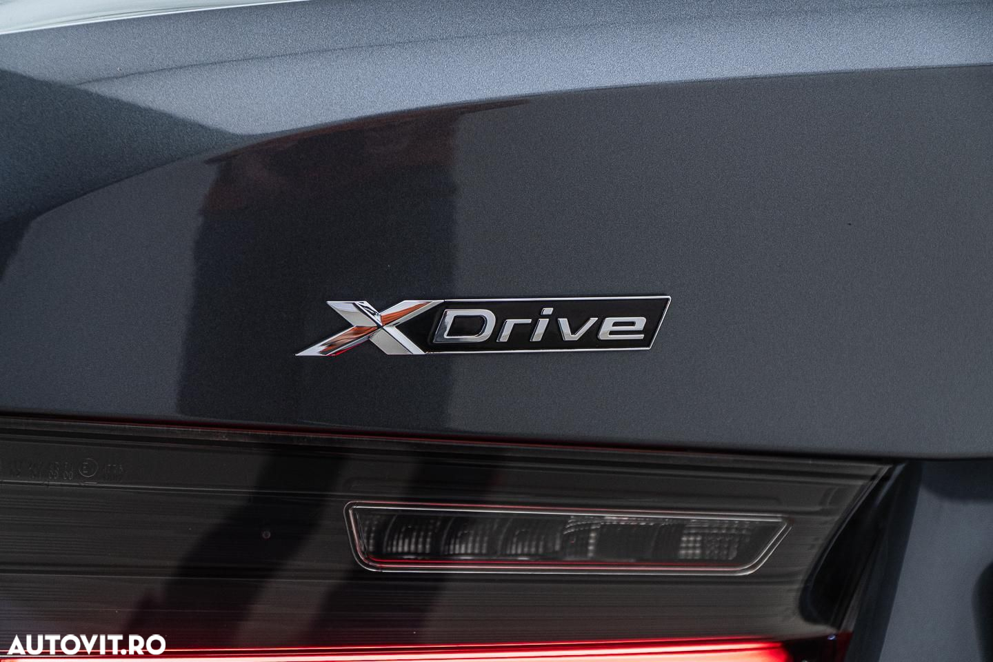 BMW Seria 3 320d xDrive AT Luxury Line - 37