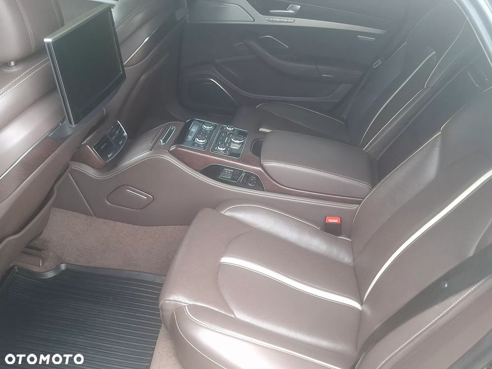 Audi A8 4.2 TDI L Quattro - 25