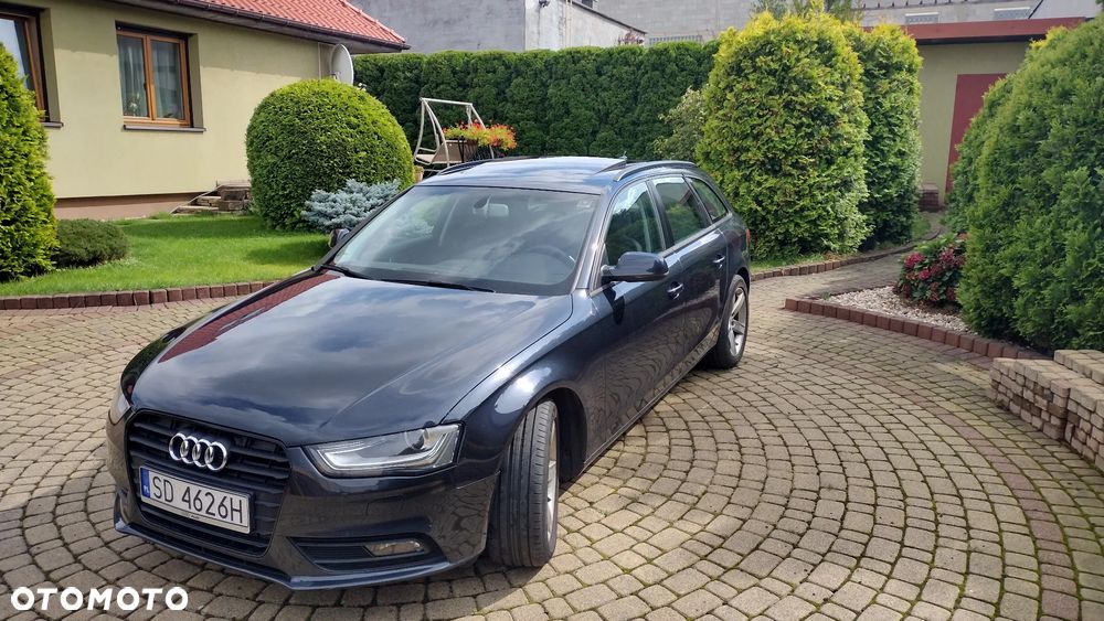 Audi A4 Avant 2.0 TDI Limited Edition - 1
