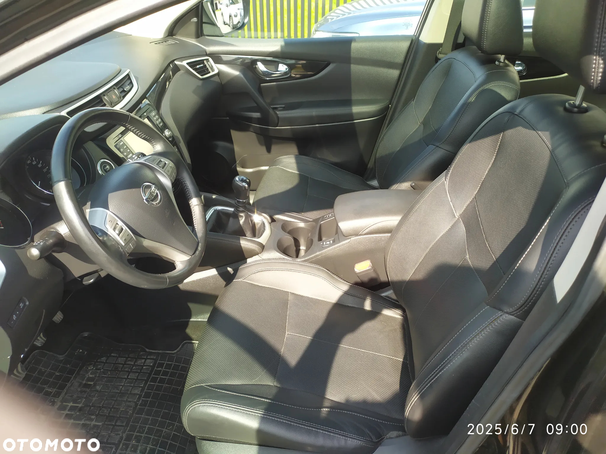 Nissan Qashqai 1.2 DIG-T N-Connecta EU6 - 8