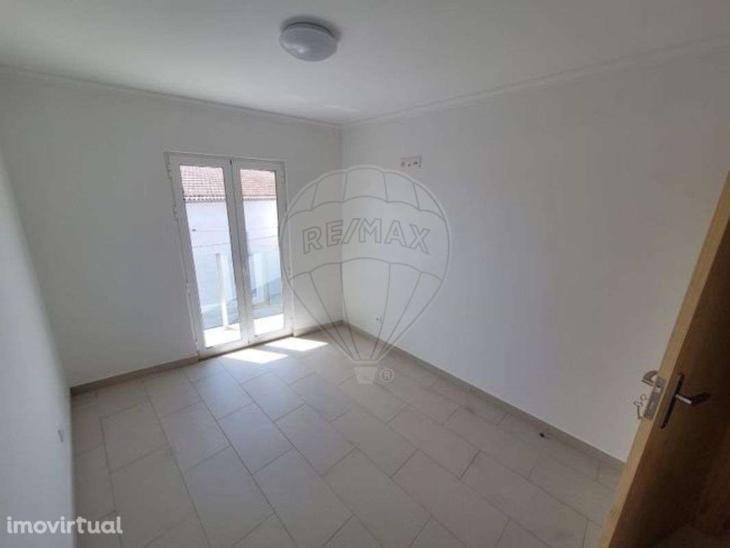 Moradia T2 para venda - Grande imagem: 5/17