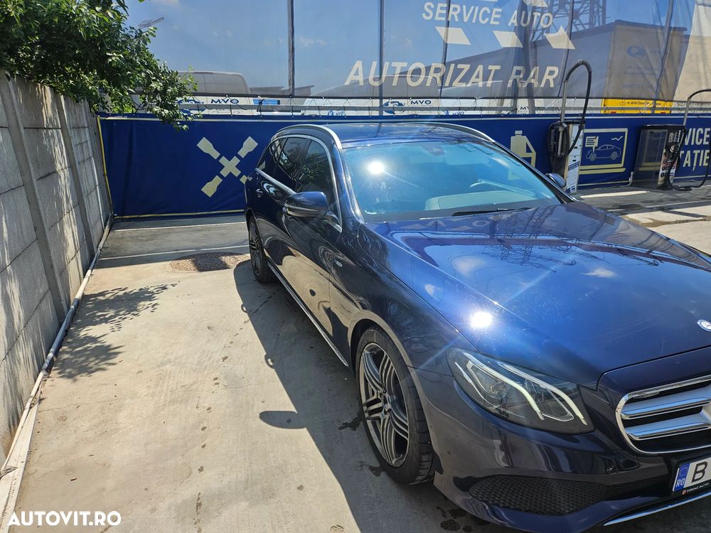 Mercedes-Benz E - 7