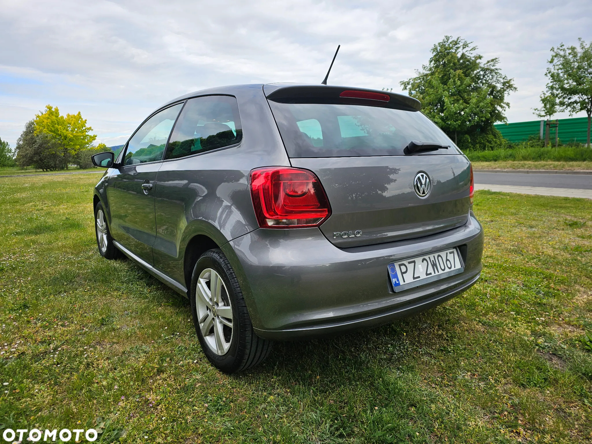 Volkswagen Polo 1.2 MATCH - 3