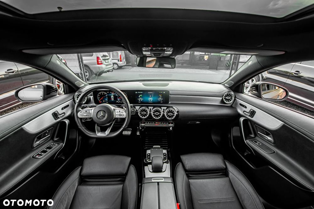 Mercedes-Benz Klasa A 250 4Matic 7G-DCT AMG Line - 23