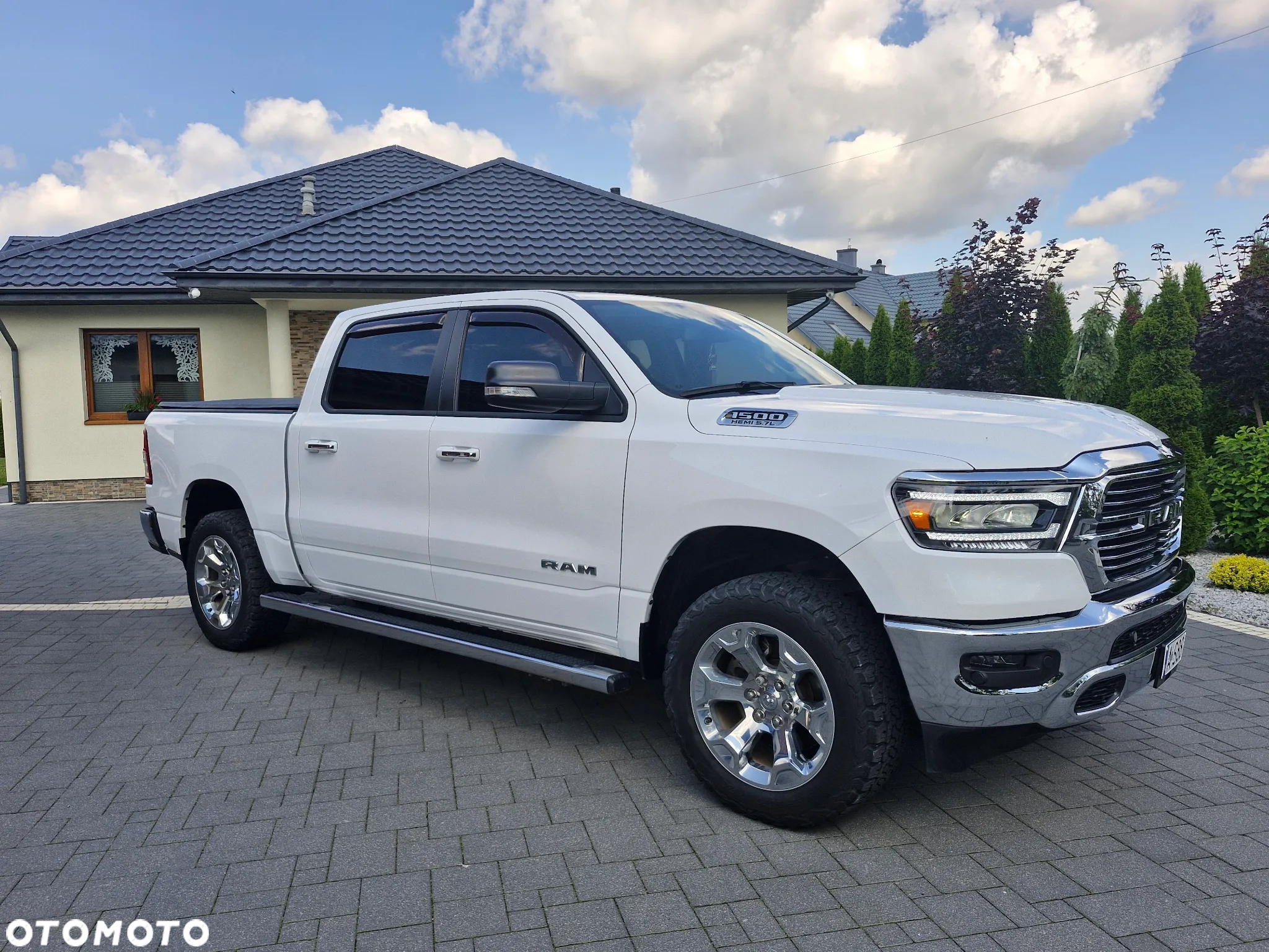 Dodge RAM 1500 5.7 4x4 - 3