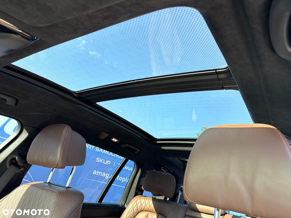 BMW X7 M50d sport - 22